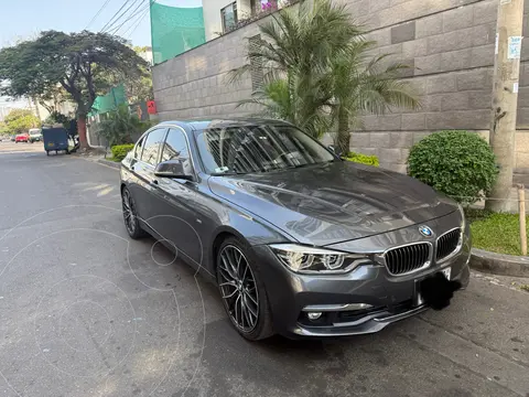 BMW Serie 3 330i usado (2017) color Gris precio u$s20,500