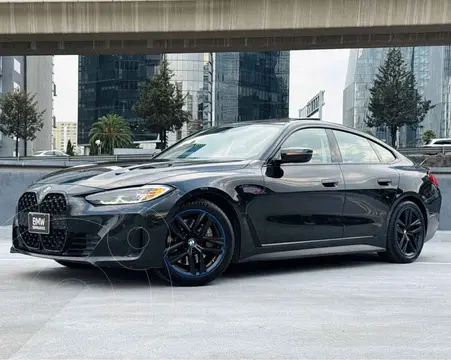 BMW Serie 4 Coupe 430i usado (2022) color Negro financiado en mensualidades(enganche $153,780 mensualidades desde $15,170)