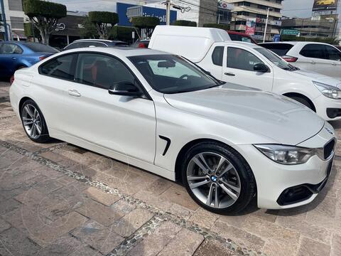 BMW Serie 4 Coupe 428iA Sport Line Aut usado (2016) color Blanco precio $499,000