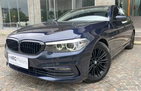 BMW Serie 5 530i Paquete M Sport Aut usado (2019) color navy_blue precio u$s51.900