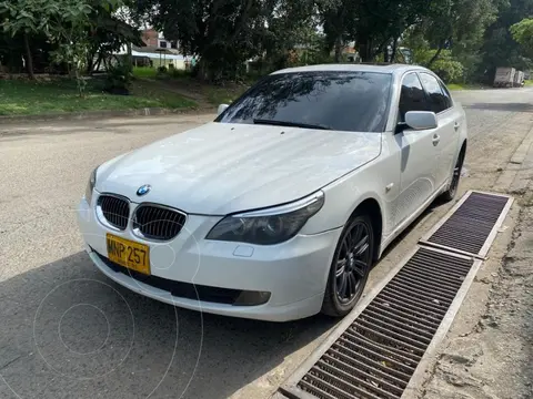 BMW Serie 5 523i usado (2008) color Blanco precio $39.000.000