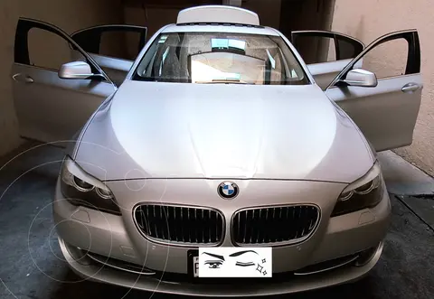 foto BMW Serie 5 530iA Top usado (2013) color Plata precio $300,000