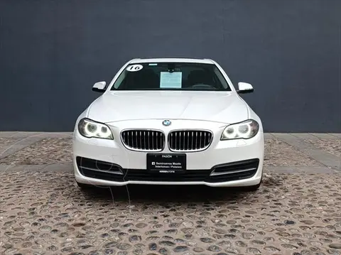 BMW Serie 5 520iA usado (2016) color Blanco precio $345,000