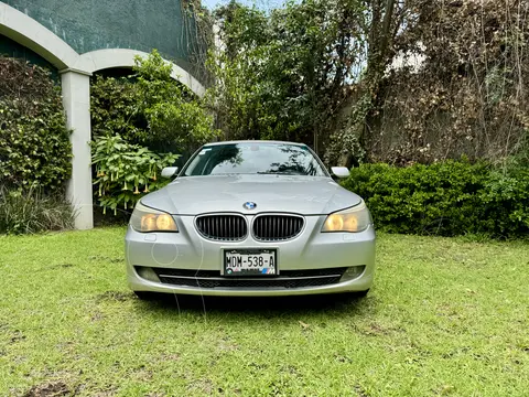 BMW Serie 5 525iA Lujo usado (2010) color Plata precio $120,000