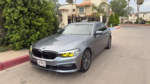 BMW Serie 5 530iA Sport Line usado (2018) color Gris precio $305,000