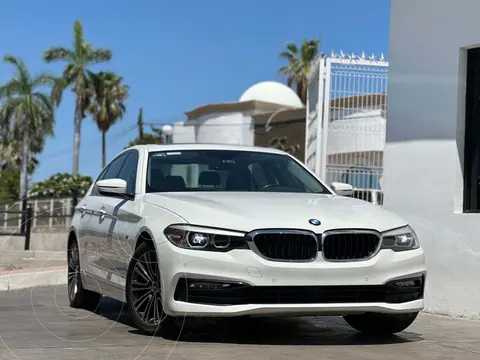 BMW Serie 5 520iA Sport Line usado (2018) color Blanco Mineral financiado en mensualidades(enganche $71,582 mensualidades desde $10,000)