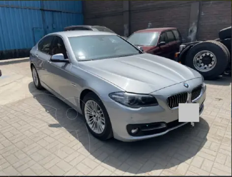 BMW Serie 5 2.5L 525i Aut usado (2015) color Gris precio u$s20.000