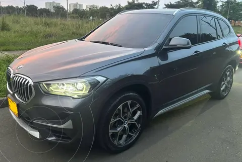 BMW X1 sDrive 20i Sport Line usado (2022) color Gris precio $140.000.000