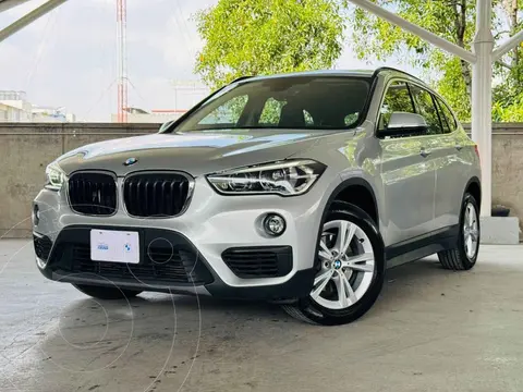 BMW X1 sDrive 20iA X Line usado (2019) color Plata precio $359,000