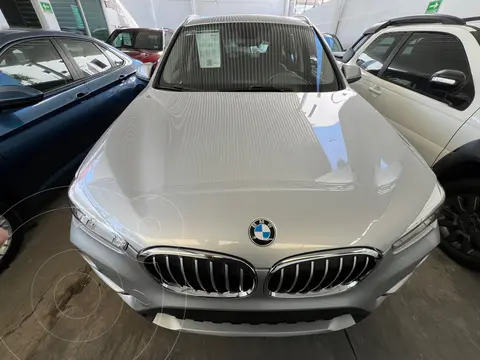 BMW X1 sDrive 20iA X Line usado (2019) color Plata Cristal financiado en mensualidades(enganche $90,000 mensualidades desde $13,060)