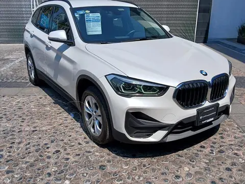 foto BMW X1 sDrive18i usado (2022) color Blanco precio $580,000