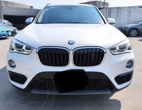foto BMW X1 sDrive 18iA usado (2019) color Blanco Mineral precio $500,000