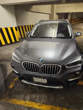 BMW X1 sDrive 20iA Sport Line usado (2018) color Gris Mineral precio $400,000