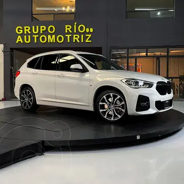 BMW X1 sDrive20i usado (2022) color Blanco precio $598,000