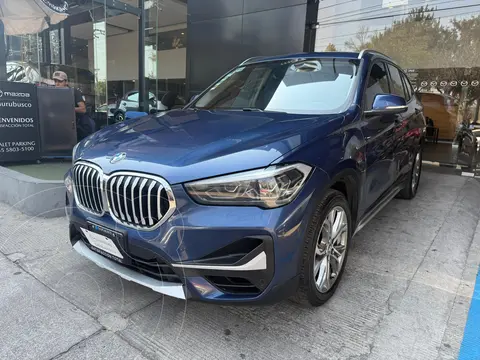 BMW X1 sDrive20i usado (2021) color Azul Medianoche precio $379,000