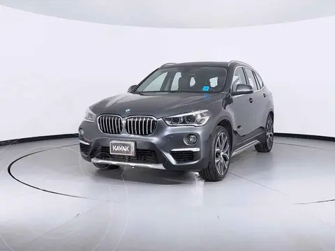 BMW X1 sDrive 20iA Sport Line usado (2017) color Negro precio $393,999
