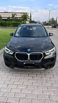 BMW X1 sDrive 18iA usado (2021) color Negro precio $520,000