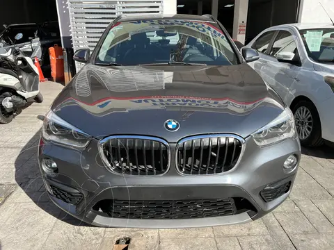 BMW X1 sDrive 20iA X Line usado (2019) color Gris financiado en mensualidades(enganche $99,000 mensualidades desde $14,247)