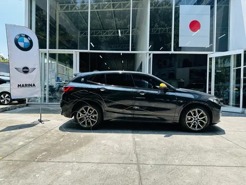 BMW X2 sDrive20i Goldplay Edition usado (2023) color Negro precio $740,000