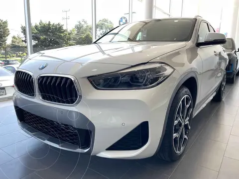 foto BMW X2 sDrive20i usado (2023) color Blanco precio $938,300