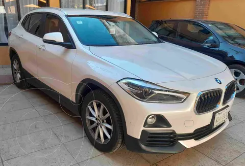BMW X2 sDrive18iA Executive usado (2020) color Blanco precio $400,000
