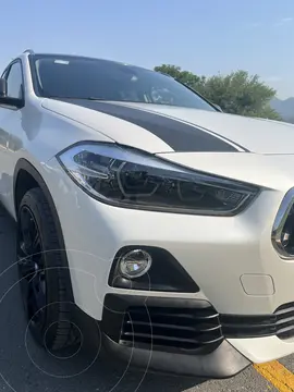 BMW X2 sDrive18iA Executive usado (2020) color Blanco precio $380,000