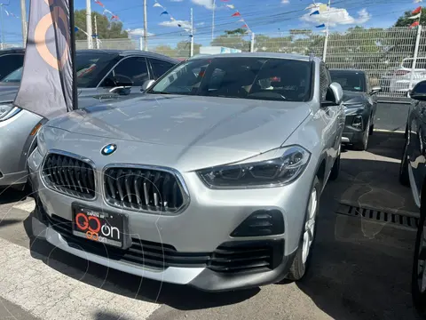 BMW X2 sDrive18i usado (2021) color plateado financiado en mensualidades(enganche $123,988 mensualidades desde $9,481)