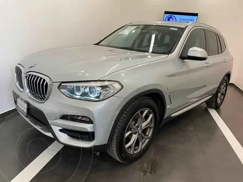foto BMW X3 xDrive30e usado (2020) color Plata precio $745,000