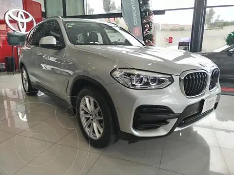 BMW X3 sDrive20i usado (2021) color plateado precio $592,000