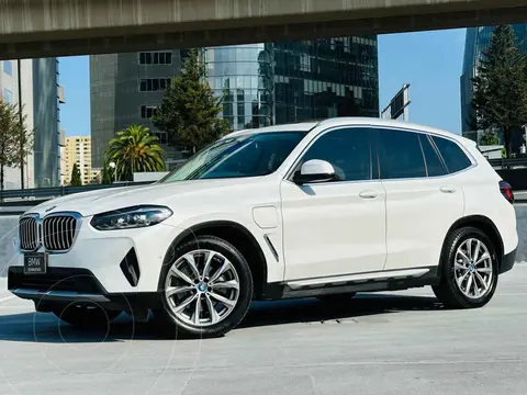 BMW X3 xDrive30e usado (2024) color Blanco financiado en mensualidades(enganche $219,780 mensualidades desde $21,681)
