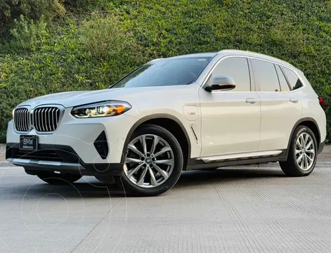 BMW X3 xDrive30e usado (2022) color Blanco financiado en mensualidades(enganche $175,780 mensualidades desde $17,341)