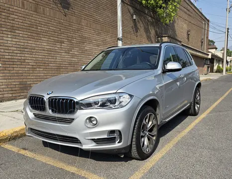 BMW X5 xDrive 40e Excellence (Hibrido) usado (2018) color Plata precio $495,000