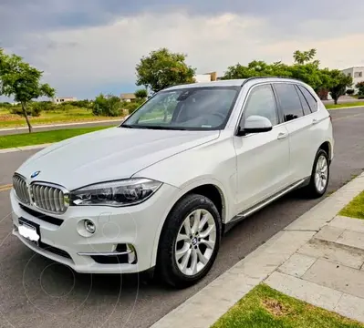 BMW X5 xDrive50iA Security (Nivel VR4) usado (2017) color Blanco precio $705,000