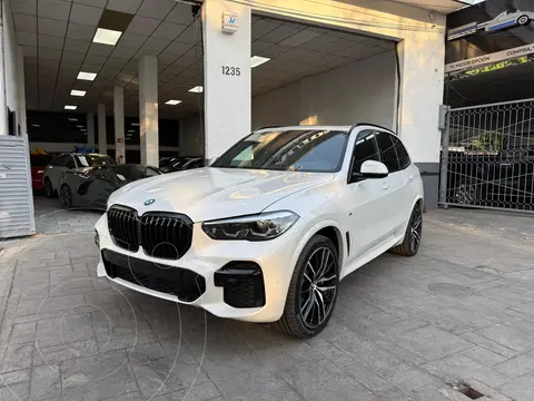 BMW X5 M50i usado (2022) color Blanco financiado en mensualidades(enganche $260,000 mensualidades desde $36,630)