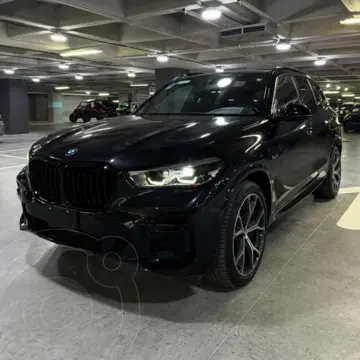 BMW X5 xDrive45e usado (2023) color Negro precio $1,189,000