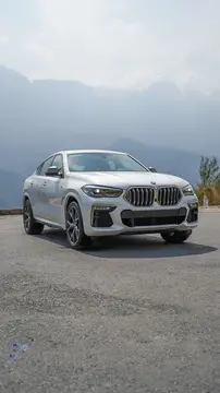BMW X6 M50i usado (2022) color Blanco Alpine precio $1,190,000