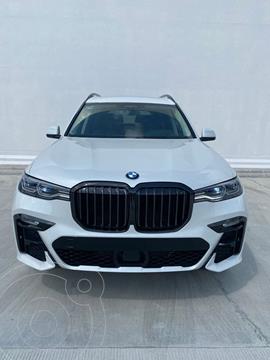 BMW X7 M50i usado (2022) color Blanco precio $2,675,800