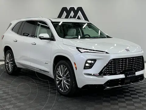 Buick Enclave Avenir usado (2025) color Negro precio $1,146,999