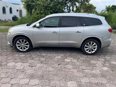 Buick Enclave 3.6L usado (2015) color Plata precio $218,000