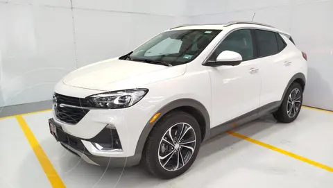 Buick Encore GX Essence usado (2023) color Blanco financiado en mensualidades(enganche $114,450 mensualidades desde $8,752)