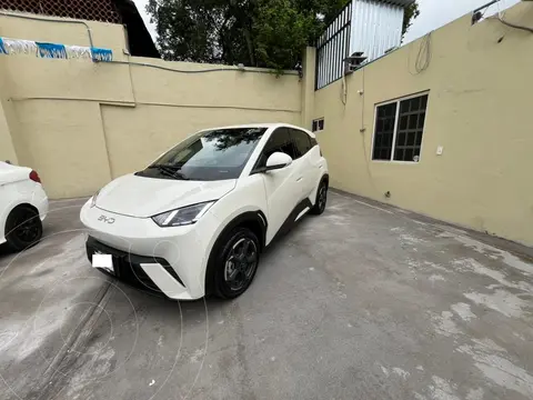 BYD Dolphin Mini 300km usado (2025) color Blanco precio $350,000