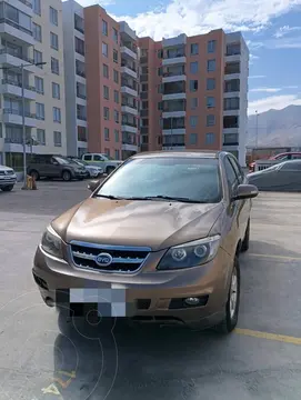 BYD S6 2.0 GSi usado (2015) color Marron precio $6.400.000