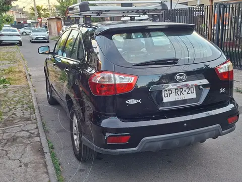 BYD S6 2.0 GSi usado (2014) color Negro precio $5.100.000