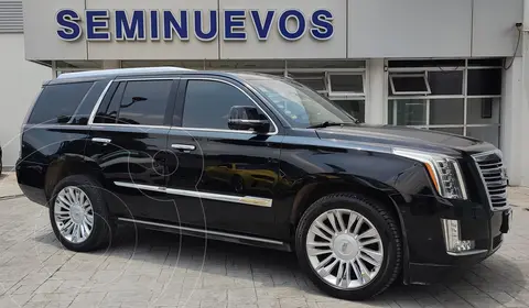 Cadillac Escalade ESV Premium 8 Pasajeros usado (2017) color Negro financiado en mensualidades(enganche $209,058 mensualidades desde $21,278)