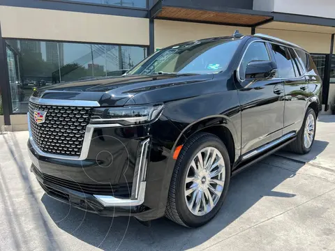 Cadillac Escalade Premium Luxury 36 bocinas usado (2022) color Negro precio $1,390,000