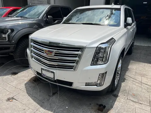 Cadillac Escalade Platinum ESV usado (2019) color Blanco precio $899,000