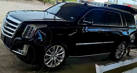 Cadillac Escalade SUV Platinum usado (2019) color Negro precio $800,000