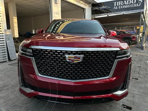 Cadillac Escalade Premium Luxury usado (2023) color Rojo Cerezo precio $2,049,900