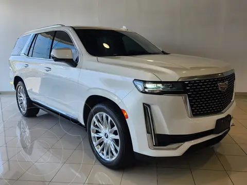 Cadillac Escalade Premium Luxury 36 bocinas usado (2023) color Blanco precio $1,800,000