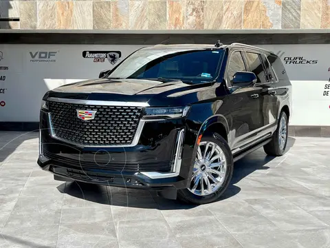 Cadillac Escalade Premium Luxury ESV usado (2021) color Negro precio $2,295,000